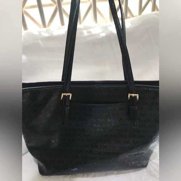 Michael Kors Tote bag. - Picture 2 of 8
